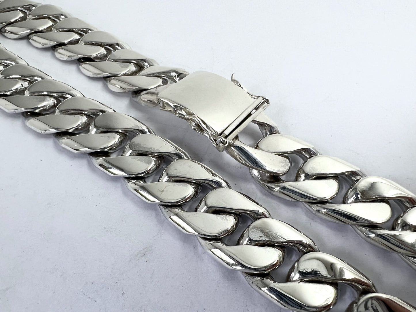 Long Heavy Taxco, Mexican 925 Sterling Silver Curb Chain Necklace. 690 g, 28"