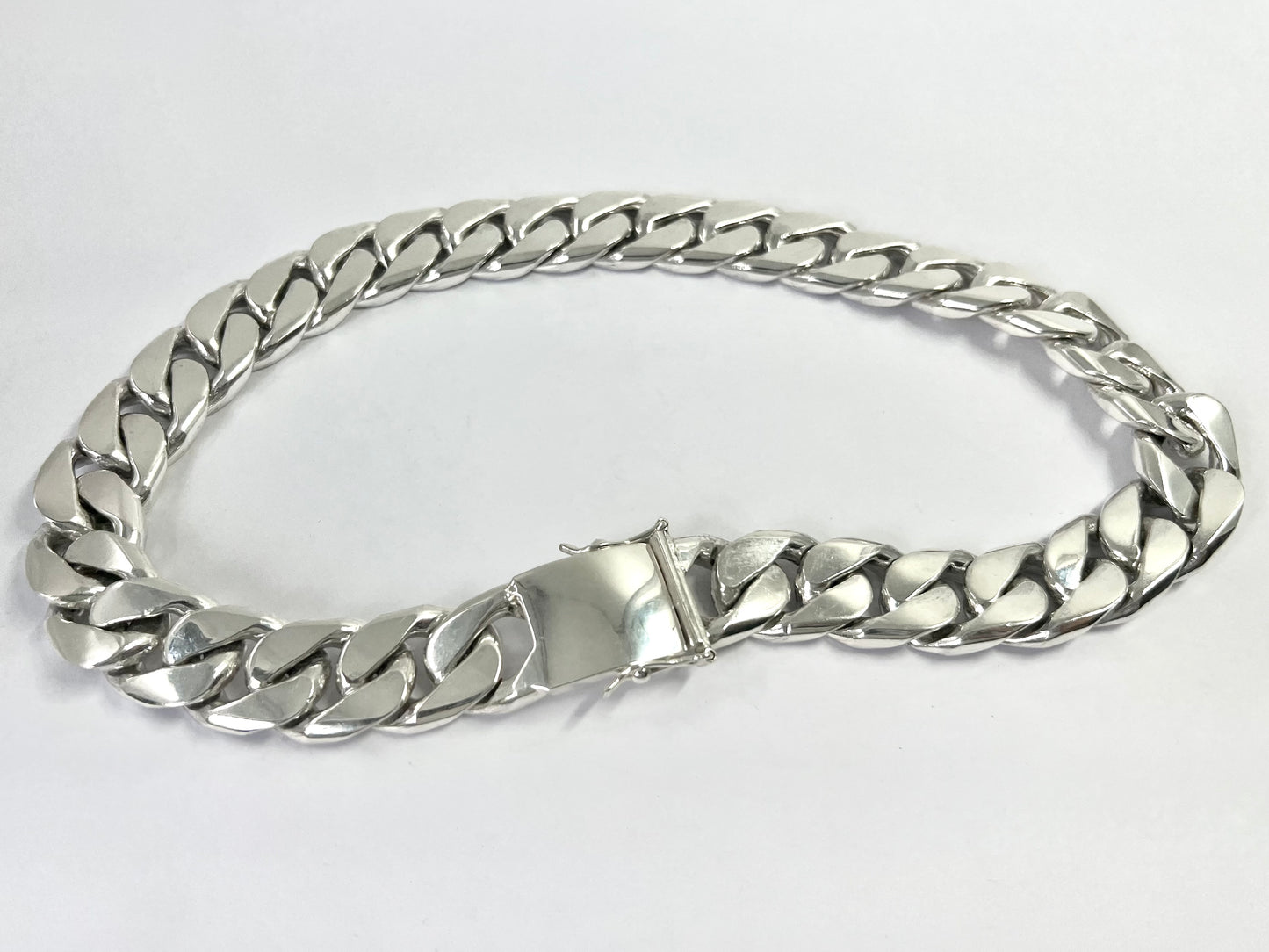 Big Taxco, Mexican 925 Sterling Silver Cuban Chain Necklace. 545 g, 55.5cm, 22"